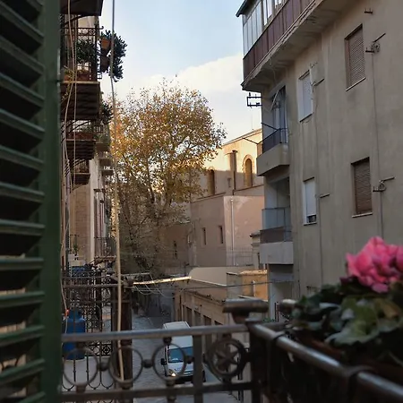 Real Teatro Umberto I Отель типа 