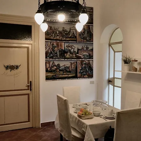 Real Teatro Umberto I *